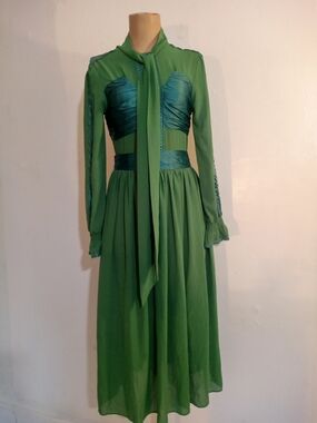 Green Long-Sleeve Midi Dress with Satin Accents